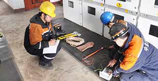 ��Ե���߾�Ե����